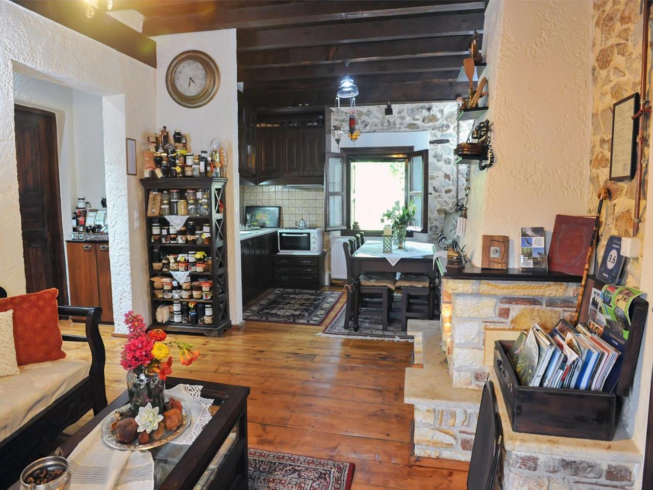To Archontiko Guesthouse Villa Stavroúpolis Dış mekan fotoğraf